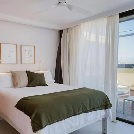 11 Holiday Homes דירה