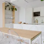 11 Homes Apartment